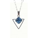 Collana NIKITA fatta a mano -con catena 40 cm - Lunghezza 4 cm x 2,5 cm - Gioiello in materiale rodiato.